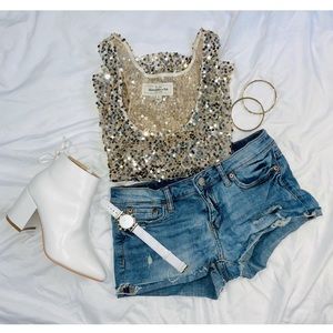 𝙰𝚋𝚎𝚛𝚌𝚛𝚘𝚖𝚋𝚒𝚎 & 𝙵𝚒𝚝𝚌𝚑 𝚂𝚑𝚒𝚛𝚝